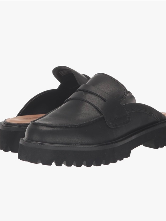 Blondo Shoes - Women’s Blondo Black Leather Lug-Sole Mule Clogs Size 9